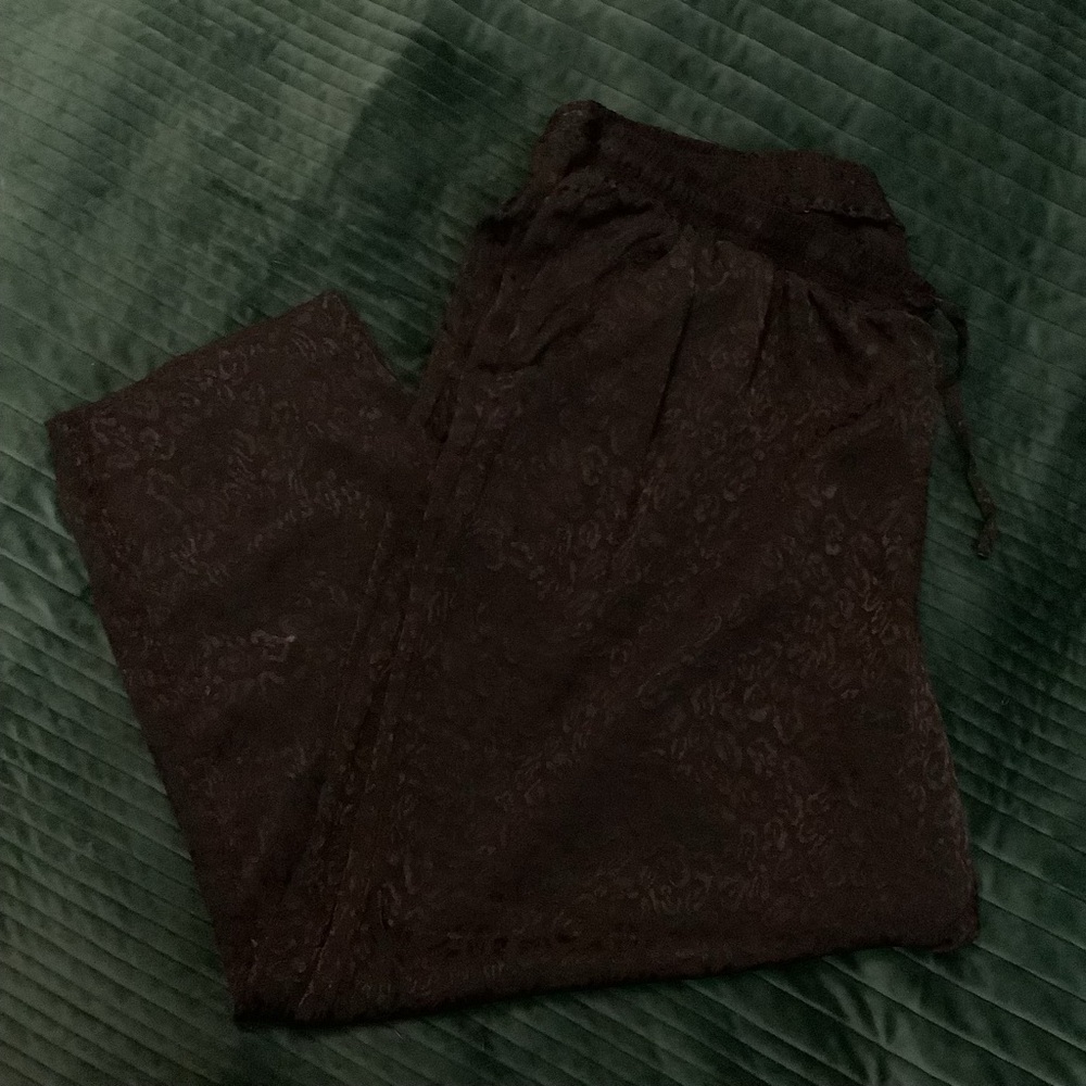 LEAVING SOON GRAB IT NOW! 
Lane Bryant Black Pull-On Pants